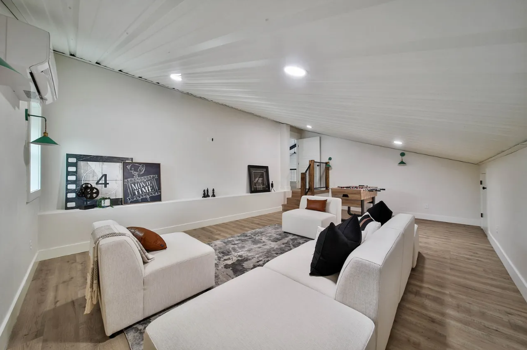 Upstairs game room